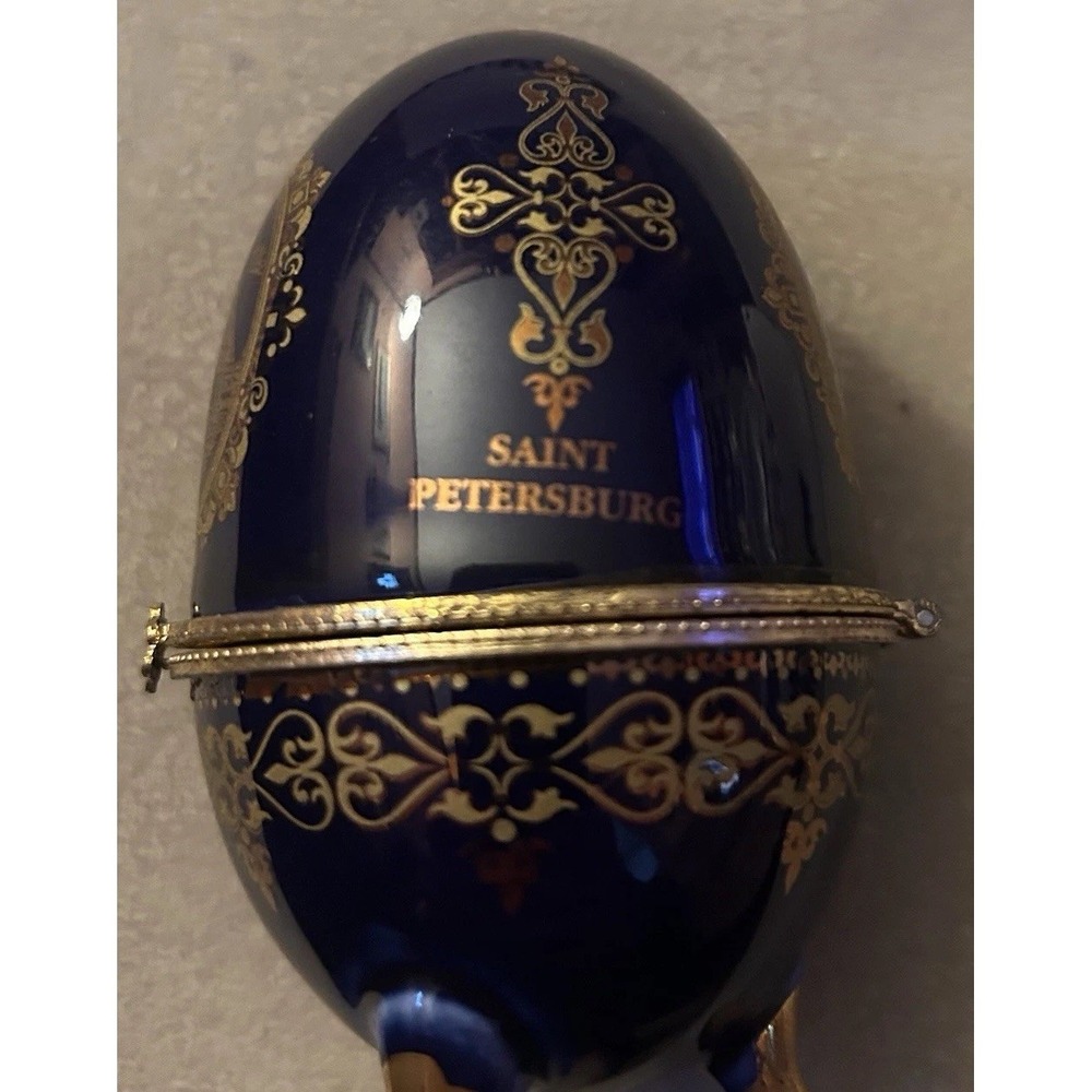 Vintage Cobalt Porcelain Hinged Trinket Box - Saint‎ Petersburg
